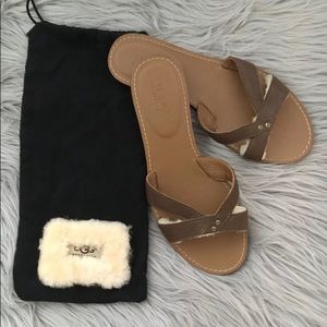 UGG Australia Flat Brown Sandals